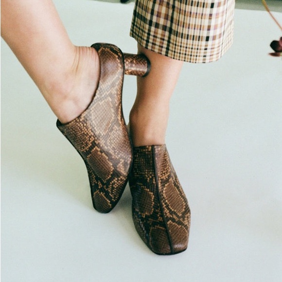 LOQ | Eva Mules in Python 36 - Picture 10 of 10